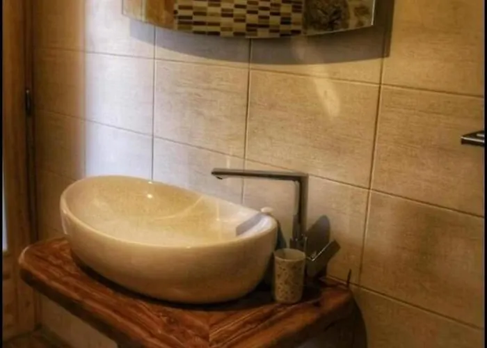 House Barbara Lastovo