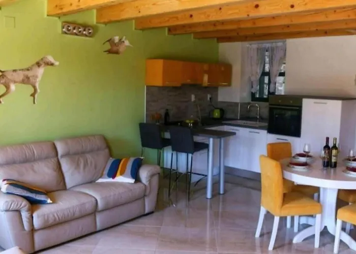 House Barbara بيت للعطل